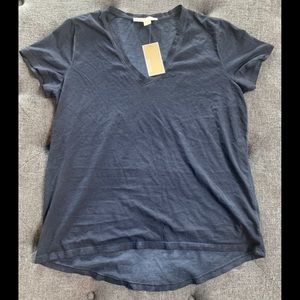 Never worn** Michael Kors Women’s t-shirt